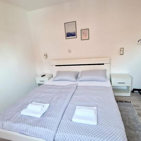 Cozy Room Peny Карловац Экстерьер фото